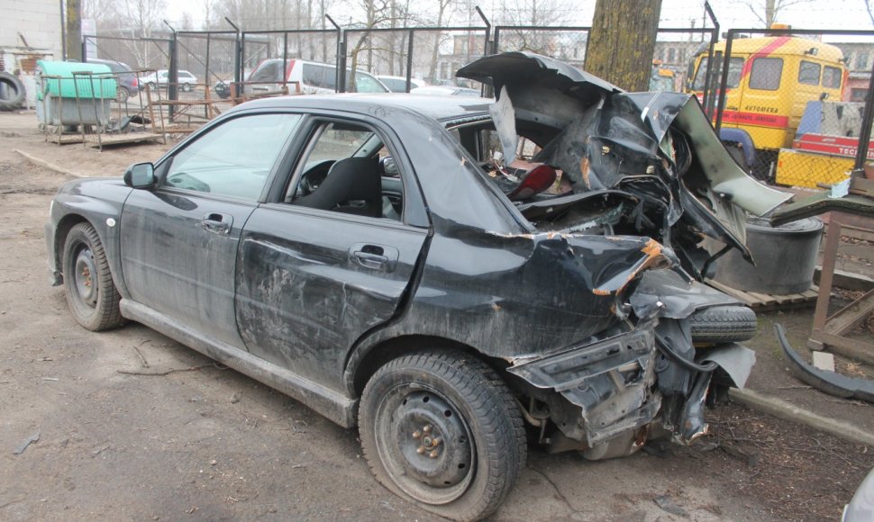 „Subaru Impreza“ po avarijos