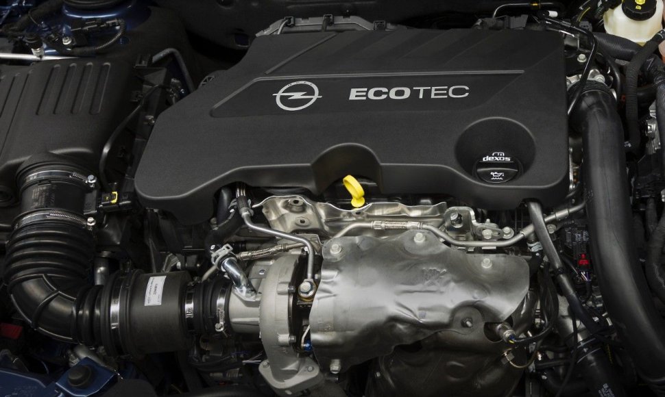 Naujasis „Opel“ 2,0 litro darbo tūrio variklis