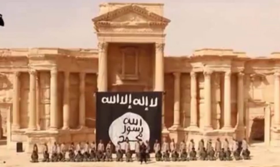 „Islamo valstybės“ kovotojai įvykdė dar vieną egzekuciją