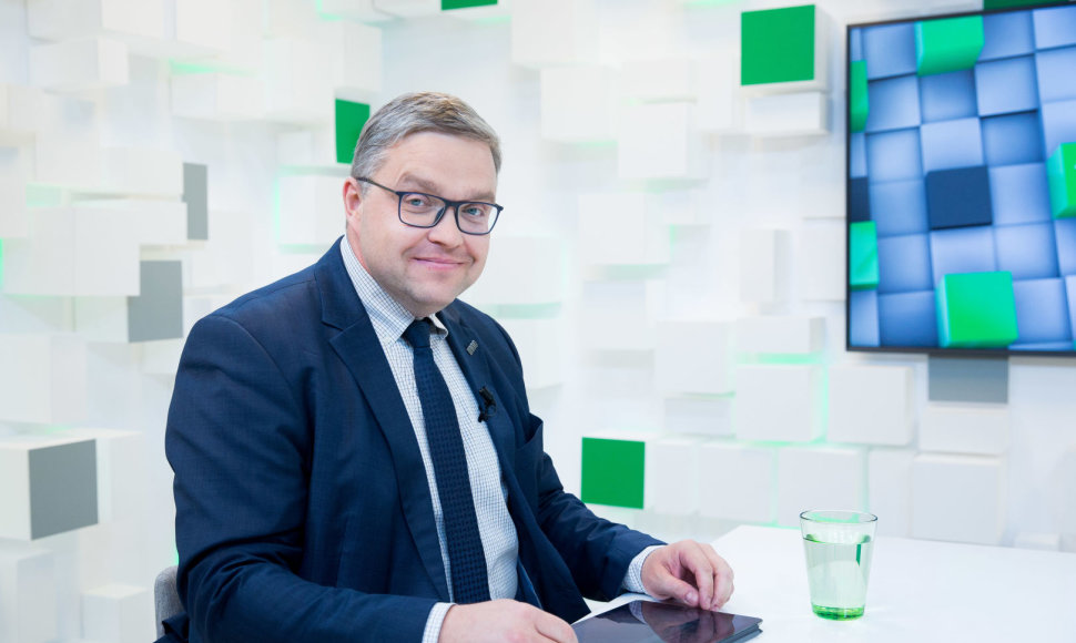 15min studijoje lankosi Lietuvos banko vadovas Vitas Vasiliauskas