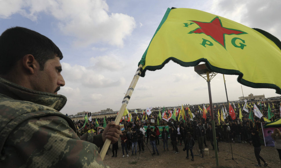 Sirijos kurdų kovotojų vadinamieji Liaudies apsaugos daliniai (YPG)