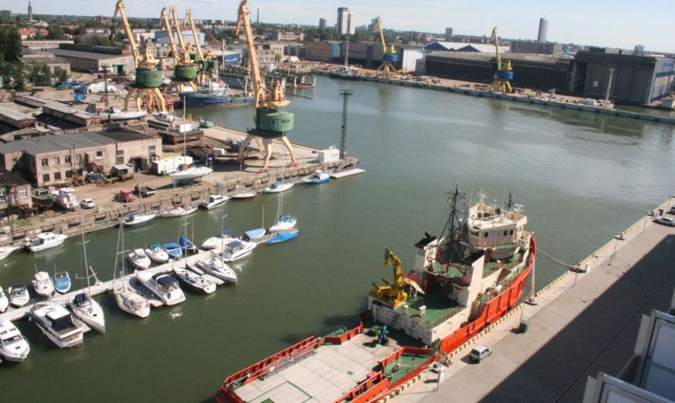 Klaipėdos uoste atskleistas degalų grobstymo skandalas iš posto išvertė ir uosto kapitoną Viktorą Lukoševičių.