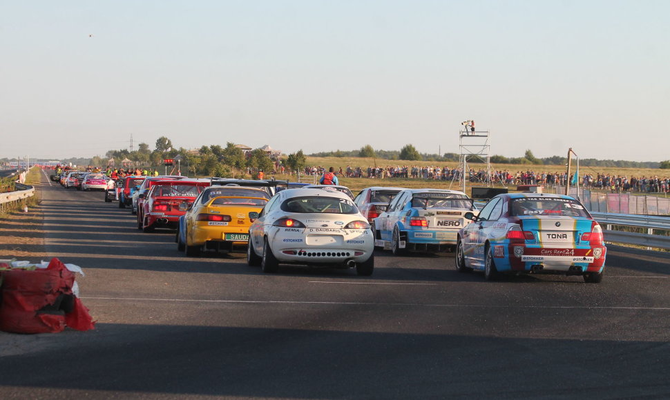 Paskutiniai 1 000 km lenktynių ratai