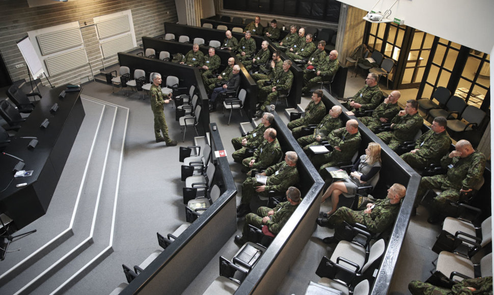 Lietuvos kariuomenė jau rengia karo komendantą