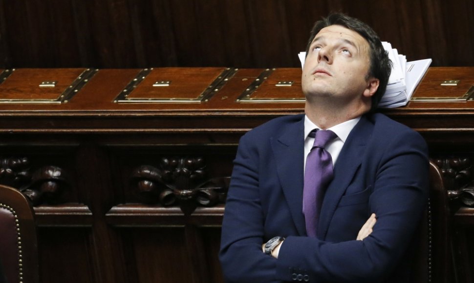 Matteo Renzi neturi kantrybės taikstytis su apkerpėjusiomis Italijos politikos konvencijomis