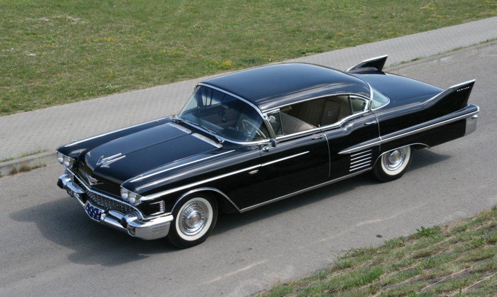 „Cadillac DeVille“