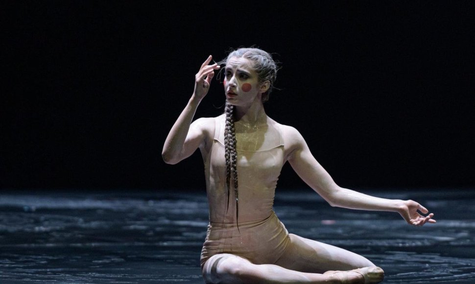Daria Verovka – šokio spektaklyje „Šventasis pavasaris“. 