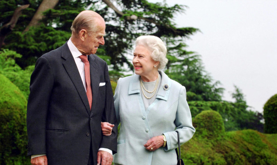 Karalienė Elizabeth II ir princas Philipas (2011 m.)