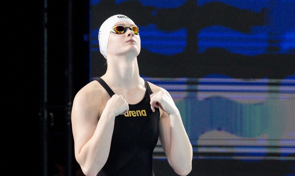 Eneli Jefimova