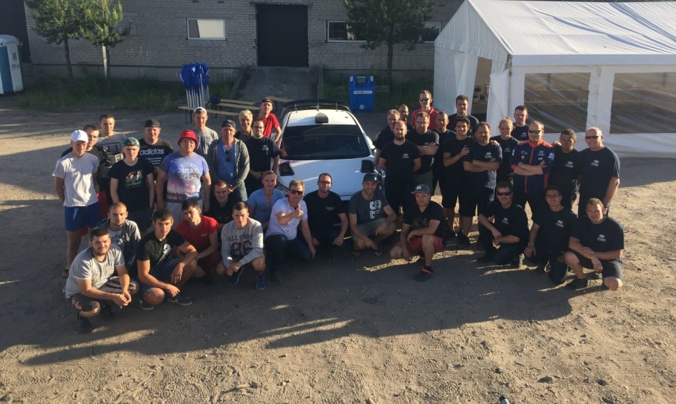 „Hyundai Motorsport“ komanda ir „Samsonas Rally Rokiškis“ organizatoriai