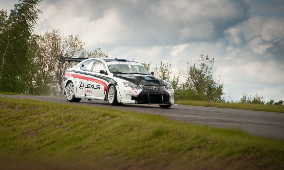 „Lexus IS-F“