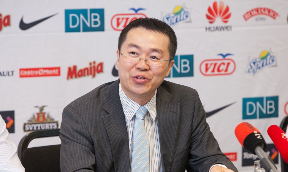 "Huawei" atstovas Baltijos šalyse G. Zhangas