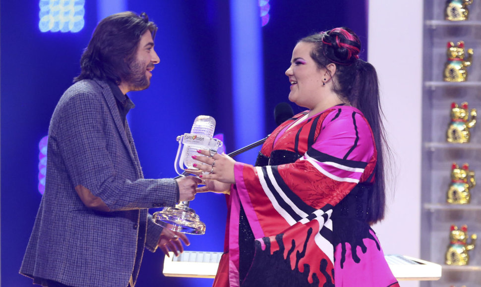 Salvadoras Sobralis ir 2018 metų „Eurovizijos“ laimėtoja – Izraelio atstovė Netta Barzilai
