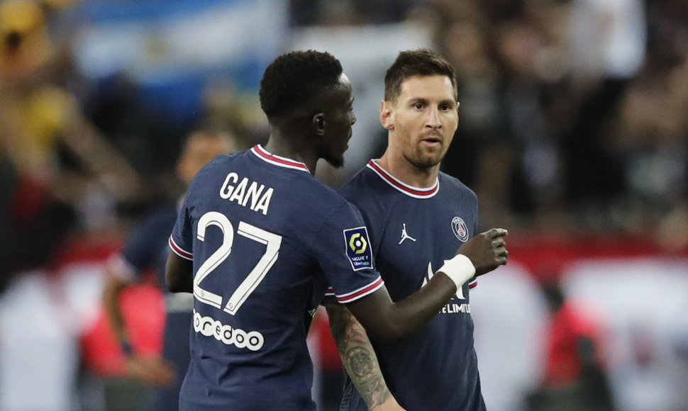 Idrissa Gueye ir Lionelis Messi