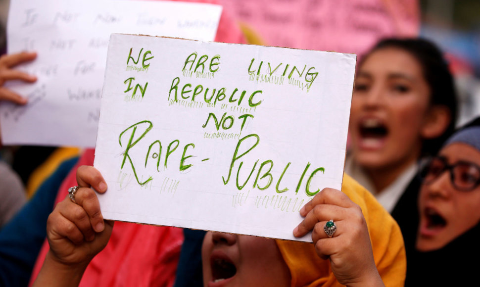 Protestas prieš seksualinį smurtą Indijoje