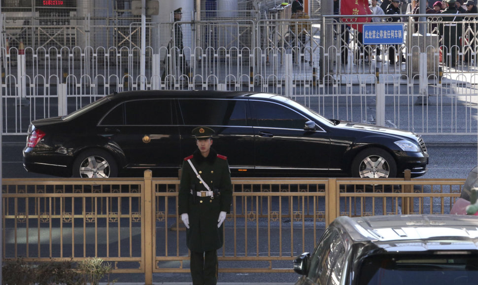 Kim Jong Unas atvyko vizito į Kiniją