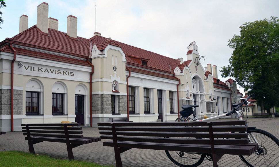Vilkaviškio (Didžiųjų Šelvių) geležinkelio stotis