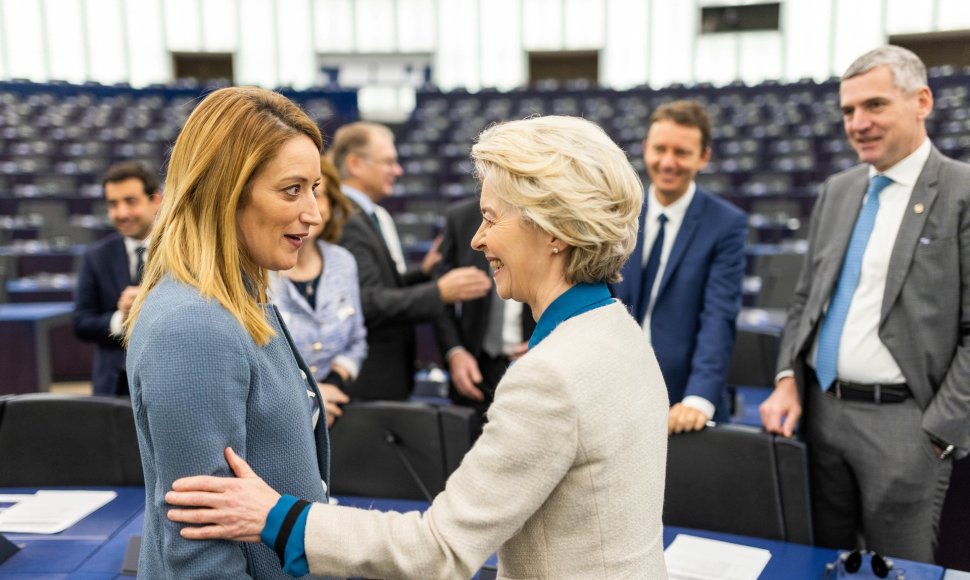 Europos Parlamento vadovė Roberta Metsola ir Europos Komisijos vadovė Ursula von der Leyen