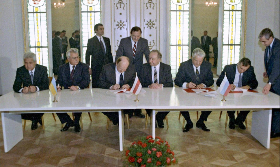 Belovežo sutarties pasirašymas 1991 m. Gruodžio 8 d.