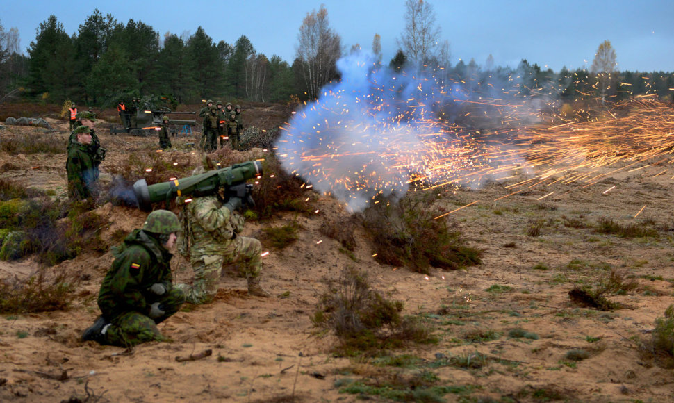 Raketų paleidimo sistema „JAVELIN“ (2014 m. spalio 16 d.)