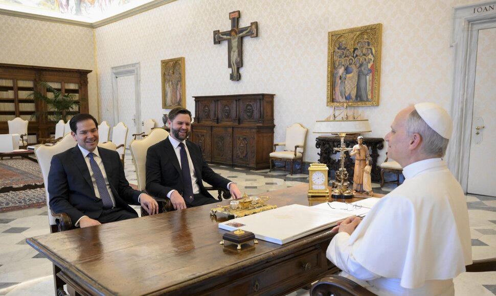 Marco Rubio, J. D.Vance'as ir popiežius Leonas XIV / ZumaPress