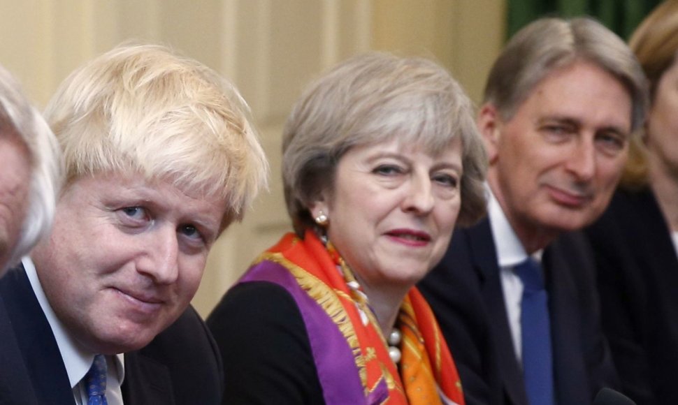 Borisas Johnsonas, Theresa May ir Phillipas Hammondas