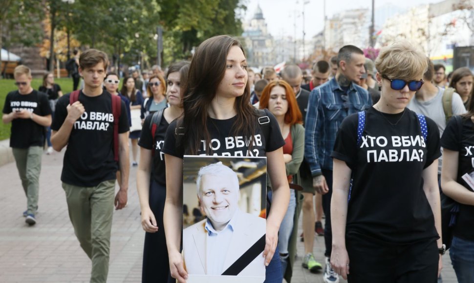 Kijeve draugai ir kolegos pareiškė pagarbą nužudytam žurnalistui Šeremetui