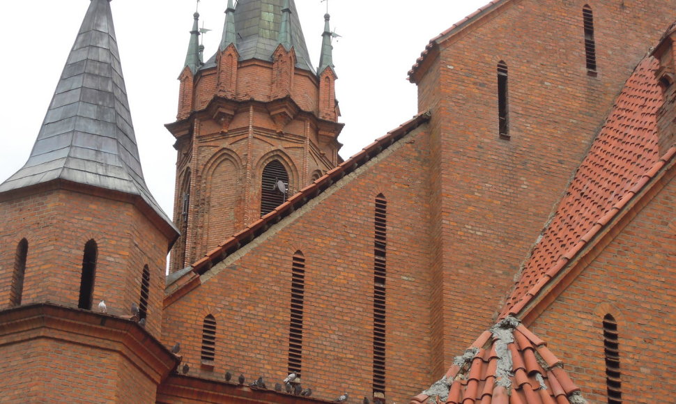 Druskininkų bažnyčią dengs restauruotas stogas. 