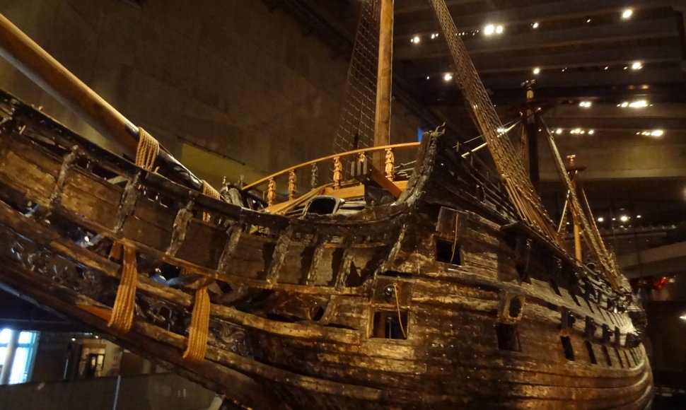 Švedijos karališkojo karo laivynui priklausęs laivas „Vaza“