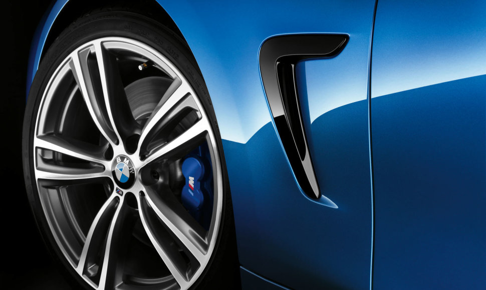 4 serijos BMW kabrioleto išorės dizains 