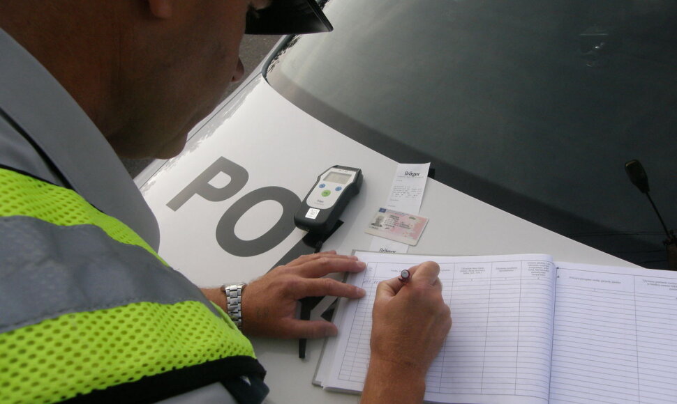 Rytinis Kauno policijos reidas