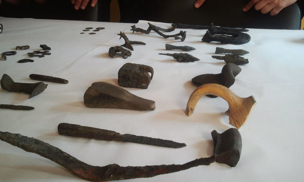 Klaipėdos piliavietėje dirbantys archeologai iškasė šimtus radinių