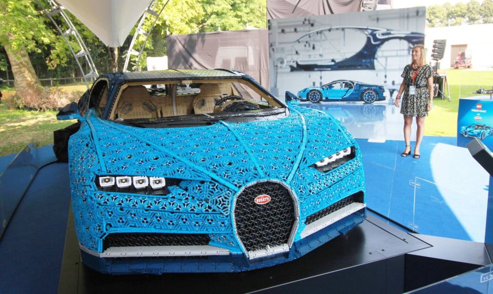 „Bugatti Chiron“ iš Lego kubelių