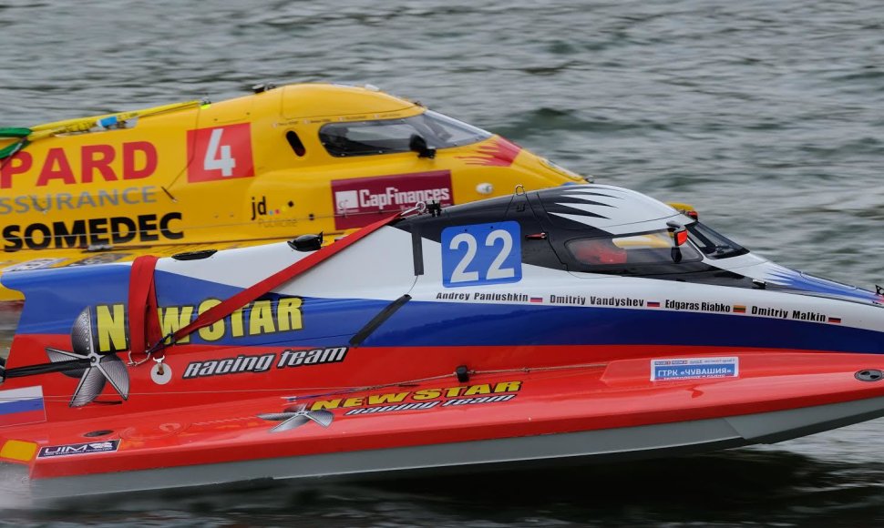 Edvardas Riabko sėkmingai pasirodė 24 valandų vandens formulių F2 varžybose.