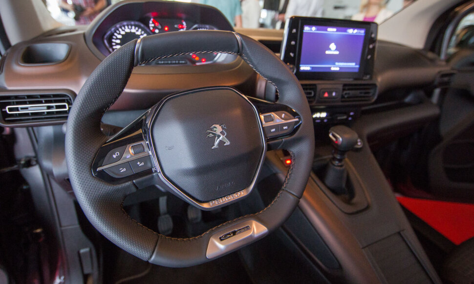 Nauji „Peugeot“ modeliai