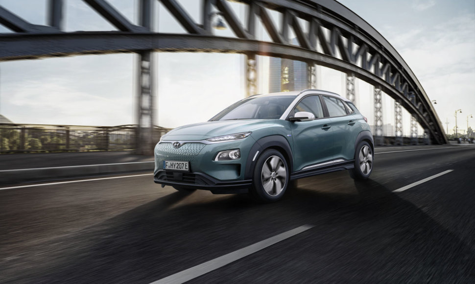 „Hyundai“ pristatė naują elektromobilį – „Kona Electric“