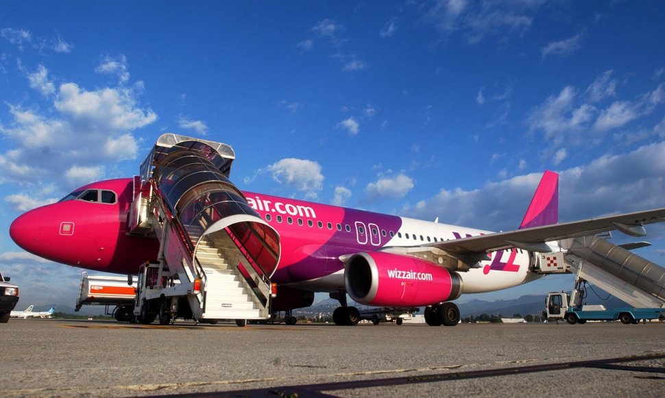 Pigių skrydžių kompanijos „Wizz Air“ lėktuvas