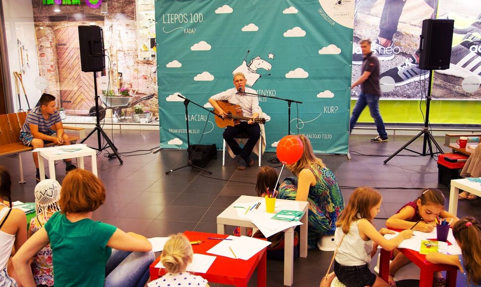 „Arklio Dominyko pasakų festivalis"