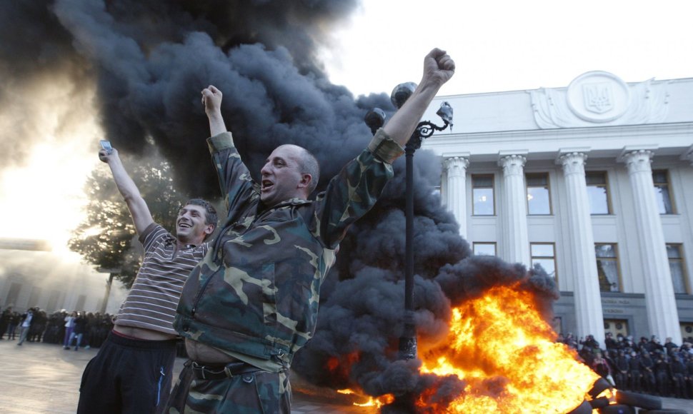 Protestuotojai prie Ukrainos parlamento