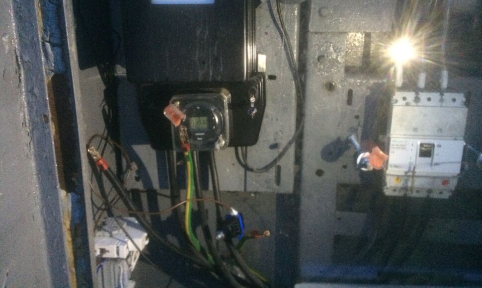 Dusinėnų gyventojai liko be elektros energijos