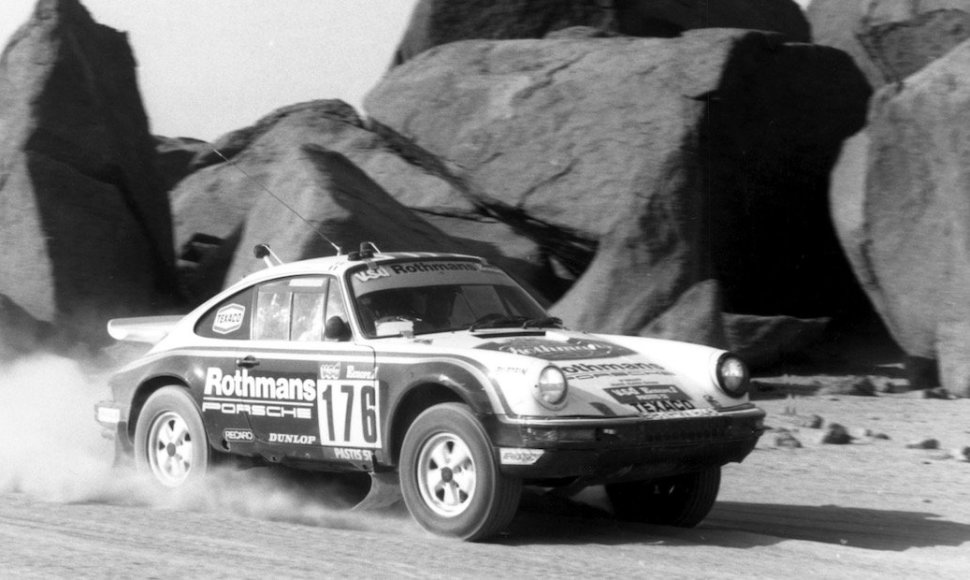 Porsche 953 1984-ųjų Dakaro ralyje. (Porsche nuotrauka)