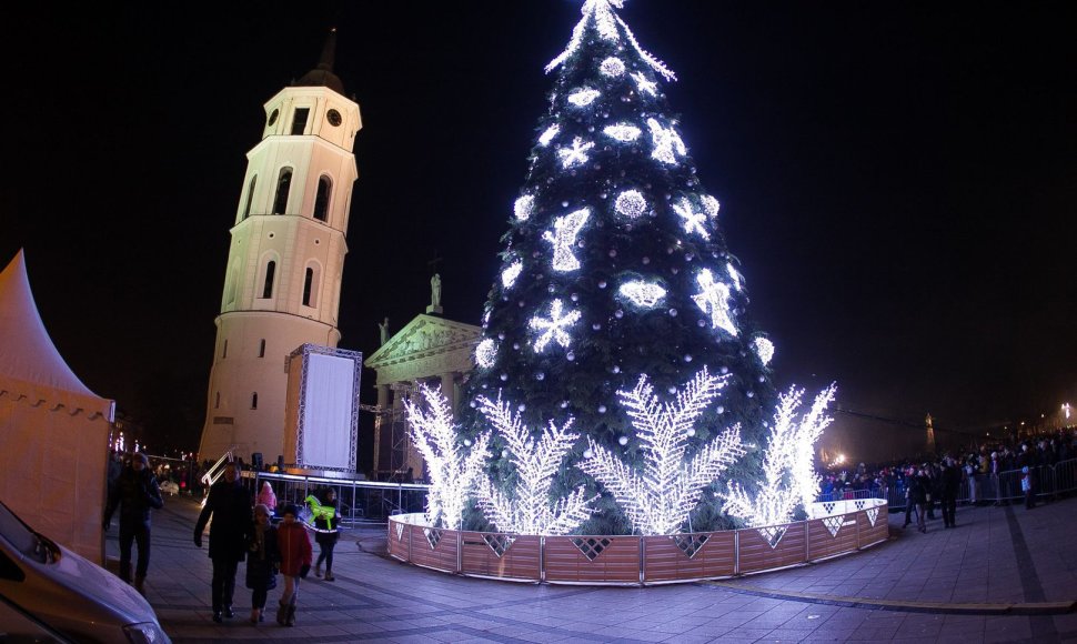 Lietuvos Kalėdų eglutės įžiebimas Katedros aikštėje