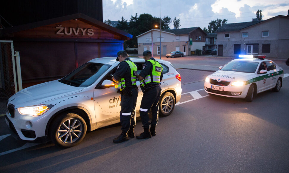 Naktinis policijos reidas Palangoje