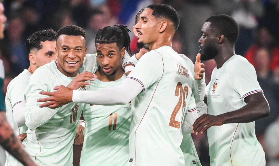 Kylianas Mbappe, Michaelas Olise ir Prancūzijos futbolo rinktinė