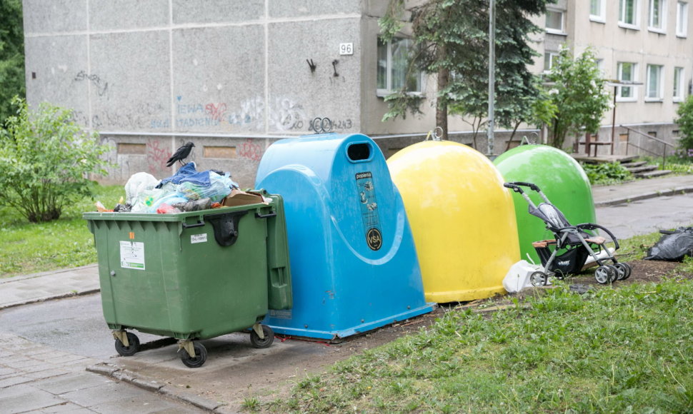 Vilniaus savivaldybės ir „VASA“ atstovai tikrina atliekų išvežimą