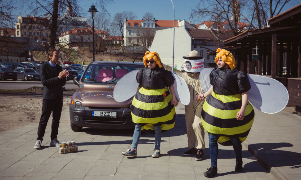 „CityBee“ pristatė Lietuvoje retai sutinkamą automobilį „Fiat Multipla“