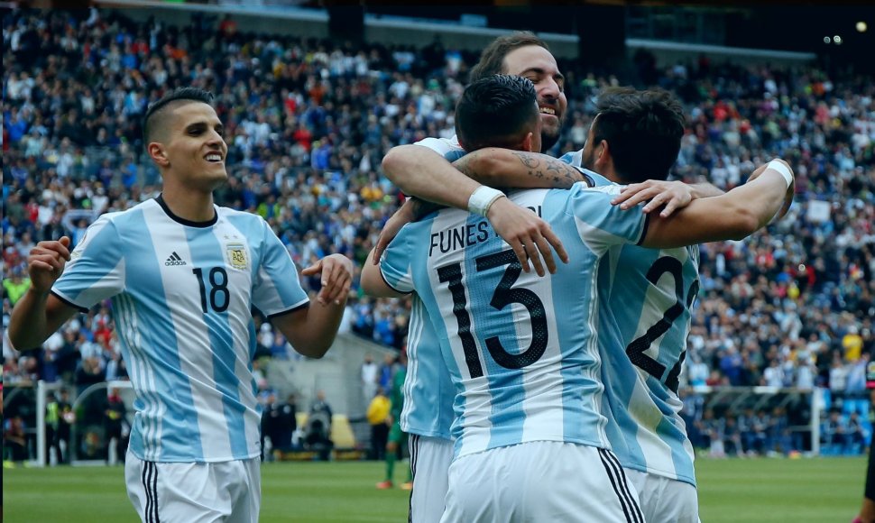 Argentina žengė į „Copa America“ ketvirtfinalį