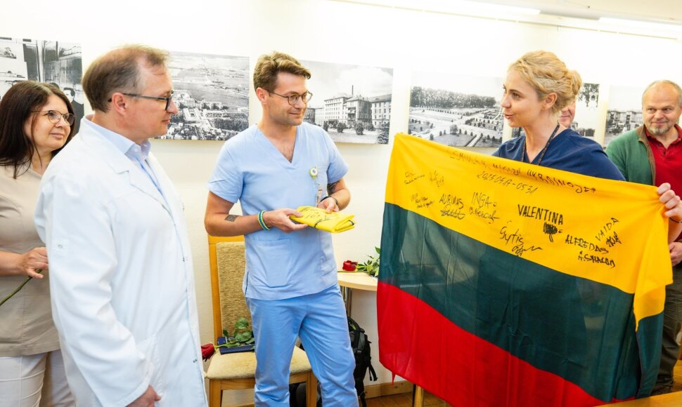 Kauno klinikose sutinkami iš Ukrainos grįžę medikai