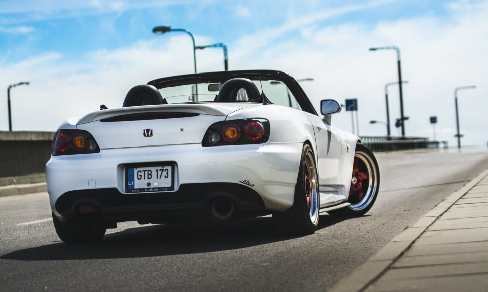 „Honda S2000“