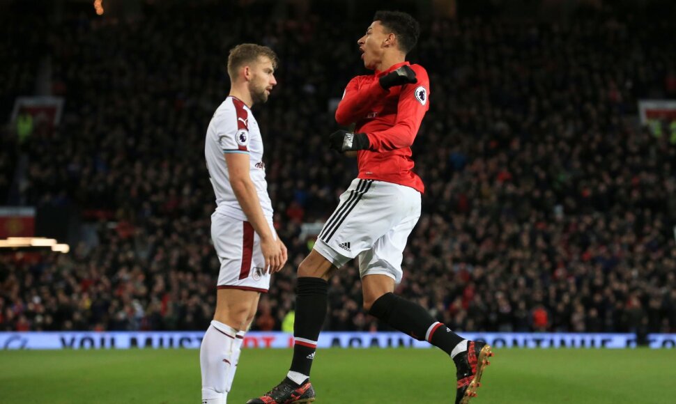 Futbolas ir per Kalėdas: &bdquo;Manchester United&ldquo;  sužaidė 2:2 su &bdquo;Burnley&ldquo; klubu.